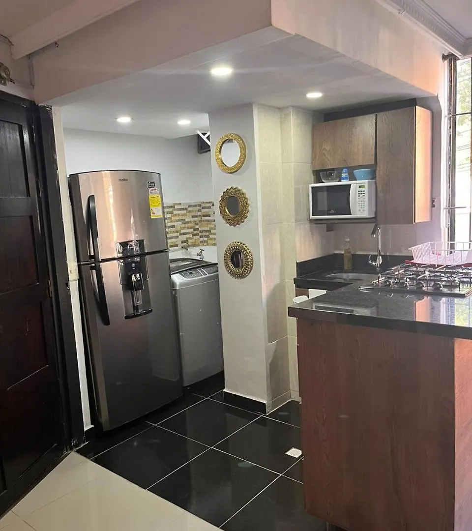 Modern Stay Near Lleras Park Medellin 0*,