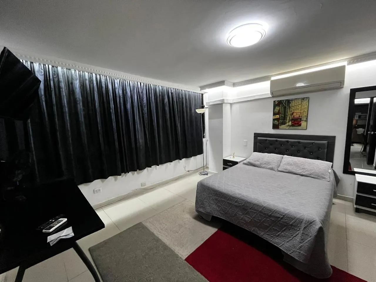 Modern Stay Near Lleras Park Medellin